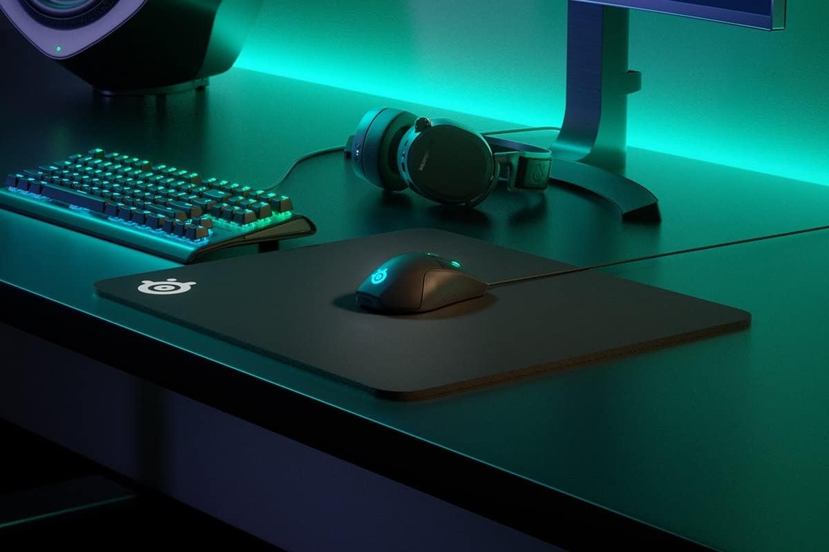 Diseño de SteelSeries QcK Heavy — Review Alfombrilla Gaming Grande